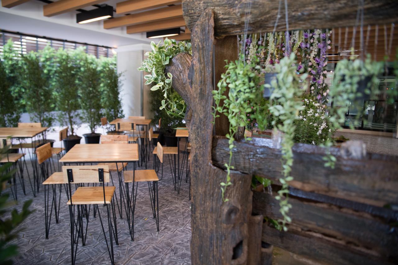 Sillemon Garden Hotel Бангкок Экстерьер фото